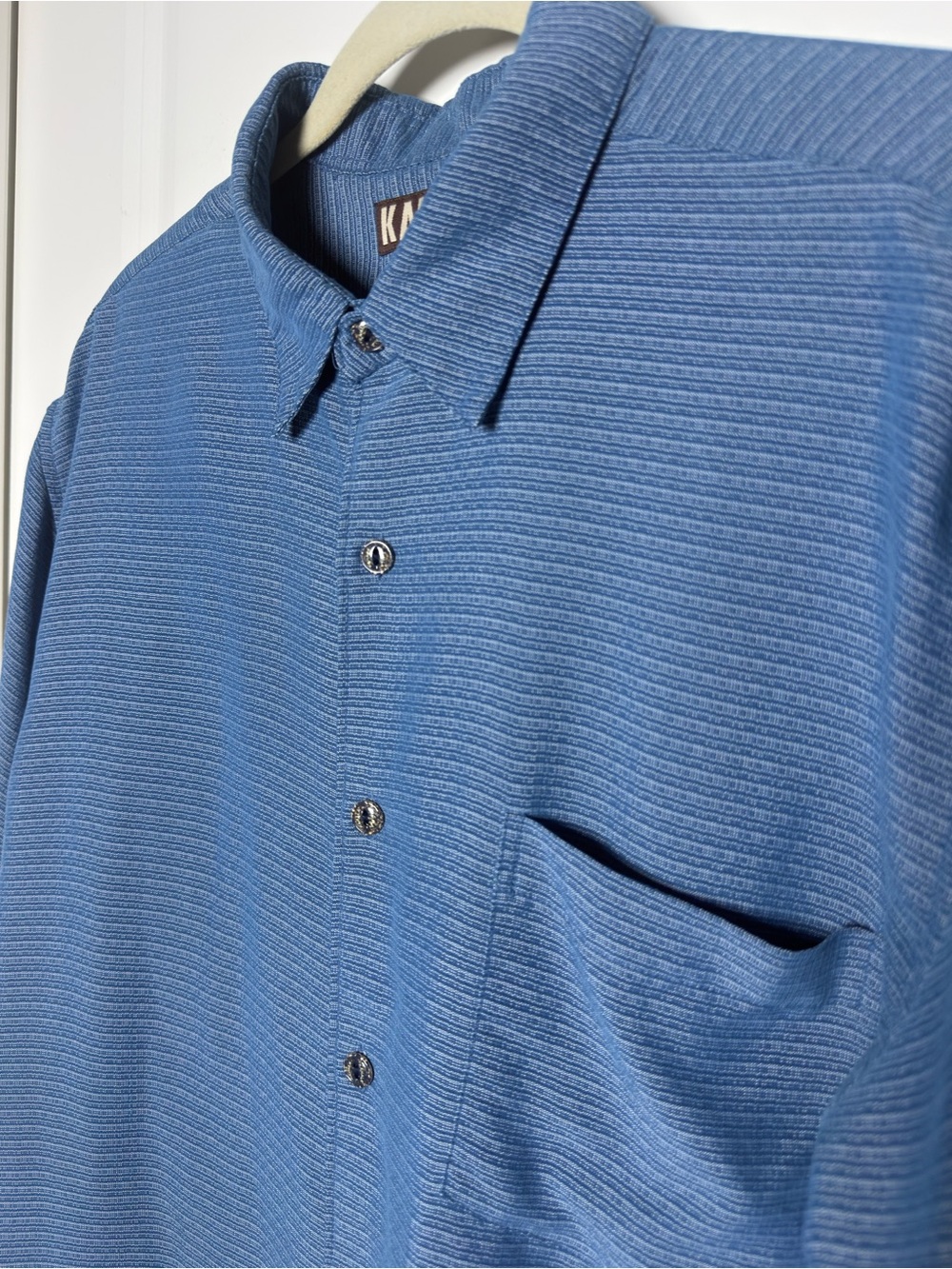 Kahala Men's Short-Sleeve Button-Down Shirt in Dusty Blue
